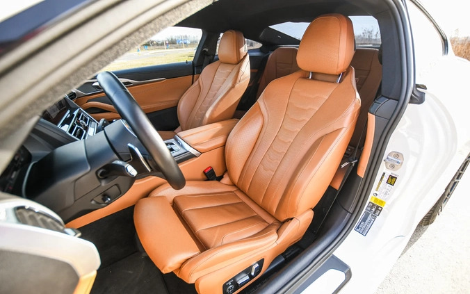 BMW Seria 8 cena 319000 przebieg: 17700, rok produkcji 2019 z Lublin małe 529